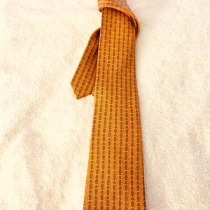 Hermes Mens buckle tie